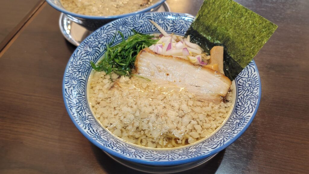 背脂煮干しらあめん